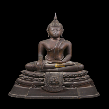 พระบูชาหลวงพ่อทอง วัดเขาตะเครา จังหวัดเพชรบุรี