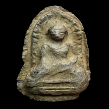 พระรอดกรุวัดมหาวันพิมพ์ตื้น