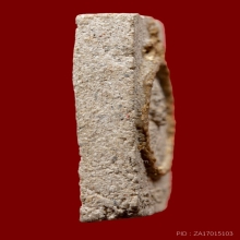 พระผงรุ่นแรกหลวงปู่แหวน 2525 รรจอ. สร้าง กรรมการ