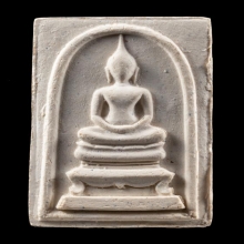 สมเด็จหลังข้าวสารดำหลวงปู่โต๊ะ