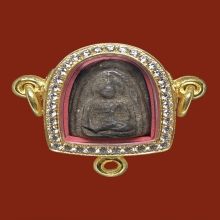 พระพิมพ์มารวิชัย ซุ้มรัตนตรัย หลวงปู่บุญ เนื้อผงยาจินดามณี