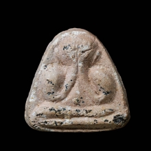 พระปิดตานักกล้าม เนื้อผงสีชมพู โรยผงตะไบ วัดประสาทฯ