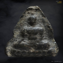 พระสรรค์นั่ง กรุวัดไส้ไก่ 