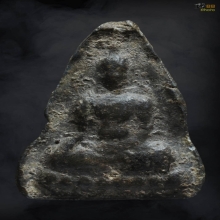 พระสรรค์นั่ง กรุวัดไส้ไก่ 