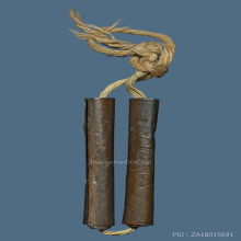 ตะกรุดสาริกา หลวงปู่ทิม วัดละหารไร่ พร้อมบัตรรับรอง