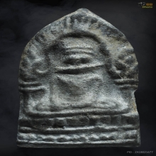 พระร่วงนั่งคาบศร กรุวัดพระศรีรัตนมหาธาตุ จังหวัดลพบุรี