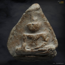 พระนางกำแพง กลีบบัวเกศแฉก เนื้อดิน จ.กำกำแพงเพชร