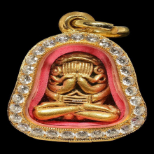 พระปิดตาหลวงปู่ทิม วัดละหารไร่ จ.ระยอง เนื้อทองคำ