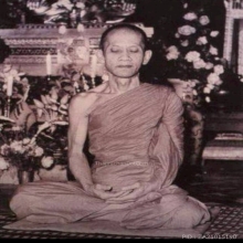 พระกริ่งใหญ่ท่านเจ้าคุณนรฯ พิมพ์นิยมฐานสูง 