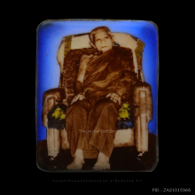 ล็อกเก์ตหลวงปู่แหวน สุจิณฺโณ พิมพ์ใหญ่สี่เหลี่ยม หายากมากๆ