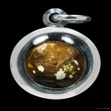 ลูกอมผงพรายกุมาร  หลวงปู่ทิม วัดละหารไร่ 