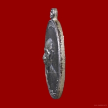 เหรียญกองพันลำปาง 2 หลวงพ่อเกษม  ปี 36 เนื้อเงิน นิยมหลังแตก