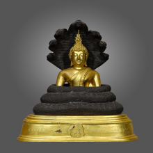 สมเด็จพุทธบูชาปางนาคปรก