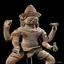 เทวรูปพระนารายณ์สมัยลพบุรี