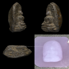 พระคงเขียวครก กรุเก่า เนื้อดิน จ.ลำพูน