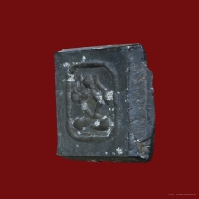 ปิดตาหูกระต่าย หลวงปู่ทอง วัดก้อนแก้ว (ตะกั่วลองพิมพ์มีจาร)