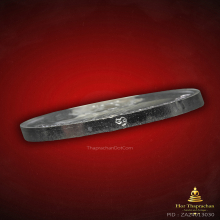 เหรียญรูปเหมือน(รูปไข่)หลวงพ่อพุธ เนื้อเงินขัดเงา