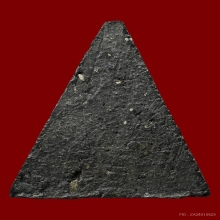 ลพ.พ่วง วัดกก พิมพ์นางพญา เนื้อดินออกดำ หายาก ปี2473