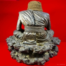 พระบูชาหลวงปู่หมุน วัดบ้านจาน รุ่นจตุโลกธาตุขนาด 9 นิ้ว 