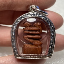 อิ่นไทใหญ่-ล้านนา เนื้อไม้แกะ