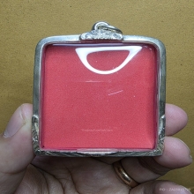 ตลับเงิน ใส่พระปรุหนัง งานมือ