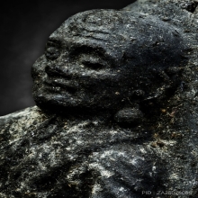 หลวงปู่ทวด วัดช้างให้ ปี2524 เนื้อว่าน พิมพ์กลางบิ๊กบอล