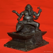 พระพิฆเนศอาจารย์ชุม ไชยคีรี (วัดทุ่งเสรี)