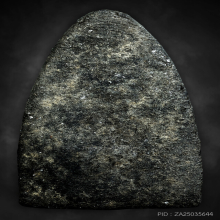 หลวงปู่ทวด เนื้อว่าน ปี 2524 พิมพ์กลาง