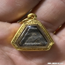 พระปิดตากรมหลวงชุมพร หลวงปู่ศุข เนื้อผงคลุกรัก