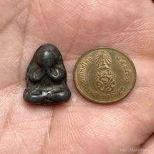 พระปิดตา หลังเรียบเนื้อตะกั่วเก่า