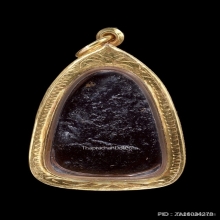 พระกลีบบัว หลวงปู่สุข วัดปากคลองสำโรง เนื้อผงคลุกรัก