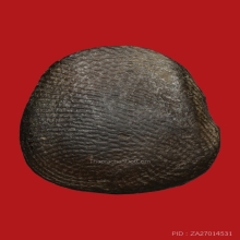 พระปิดตาเนื้อผงคลุกรักเก่า