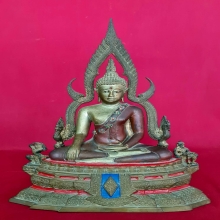 พระบูชาหลวงพ่อพระพุทธชินราช เนื้อสามกษัตริย์ 5.9 นิ้ว ปี2527