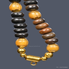 สร้อยประคำ เนื้อผงคลุกรัก ชุดทองคำ