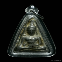 พระพิมพ์นางพญา เนื้อตะกั่วฝังเขี้ยวหมาป่า หลวงพ่อดำ วัดกุฎี 