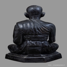 พระบูชารูปเหมือนหลวงปู่เม้า วัดสี่เหลี่ยม