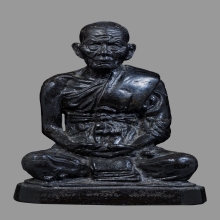 พระบูชารูปเหมือนหลวงปู่เม้า วัดสี่เหลี่ยม