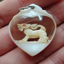 สิงห์หลวงพ่อมุ่ย วัดดอนไร่ เลี่ยมเก่า