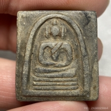 พระพุทธหินแกะ หลวงปู่เสาร์ วัดบัวบาน จ.ชัยภูมิ