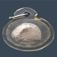 ลูกอมผง(เลี่ยมเดิม) หลวงพ่อสงวน วัดไผ่พันมือ