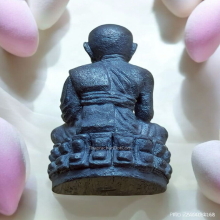 รูปหล่อหลวงปู่ทวด หลวงพ่อเกษม เขมโก ปี 36 เนื้อเงิน 