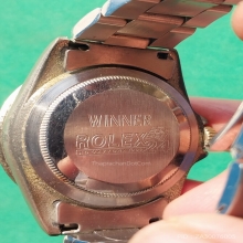 นาฬิกา 2 เรือน