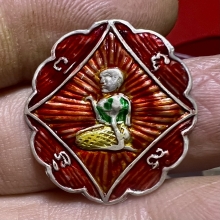 เหรียญนางกวัก พ่อแจ๋ วัดโพธิ์เฉลิมรักษ์ เนื้อเงินลงยาเดิมๆ