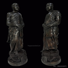 พระบูชายืนหลวงปู่สิมฯ วัดถ้ำผาปล่อง เชียงใหม่ ปี 2534