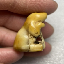 เขี้ยวเสือหลวงพ่อปานวัดบางเหี้ย