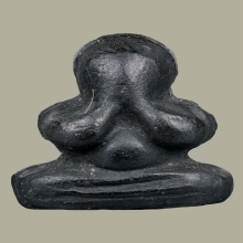 ปิดตา พ่อทองสุข วัดสะพานสูง พิมพ์ชลูดใหญ่ ใบลานผงโสฬสมงคล 