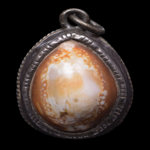 >>>..,เบี้ยแก้ หลวงพ่อคำ วัดโพธิ์ปล้ำ หุ้มเงินเก่า คลาสสิค