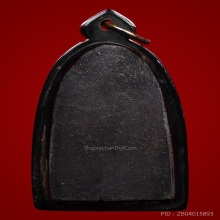 พระสรรคนั่ง ข้างเม็ด หลวงพ่อกวย 