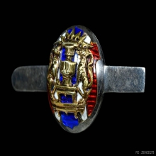 เข็มกลัดตรารัฐธรรมนูญ หน้าทองคำแท้ ตัวโครงเป็นเนื้อเงิน