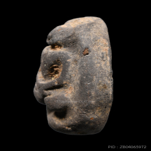 หลวงพ่อสุ่น วัดบางปลาหมอ พิมพ์กลีบบัว องค์ที่ ๒